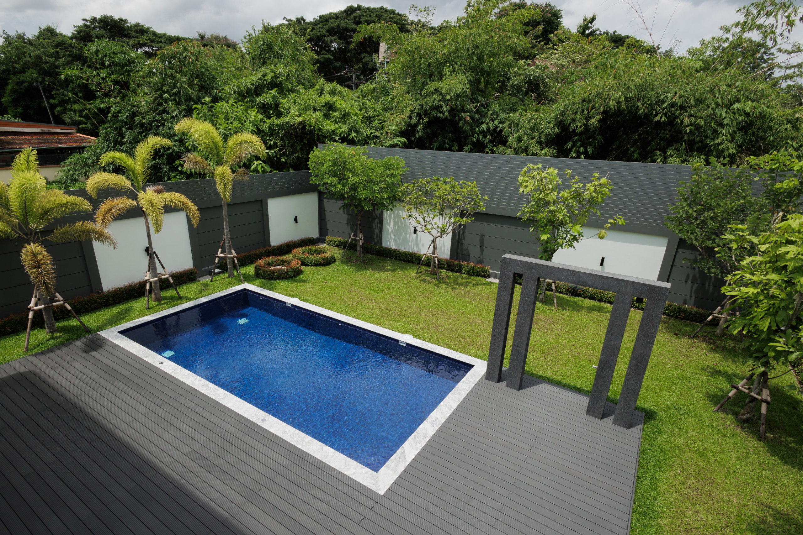A Unfurnished _9 Pool Villa For Sales In Wang Tan